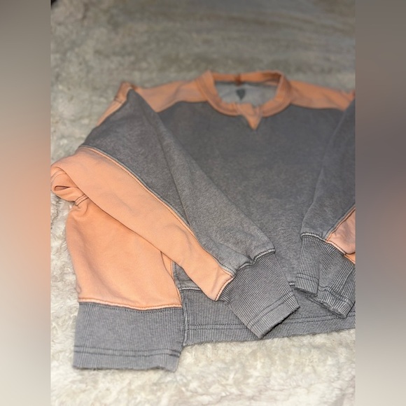 Women’s Free People Movement Heather Grey Melon Intercept Colorblock Pullover - Picture 4 of 14